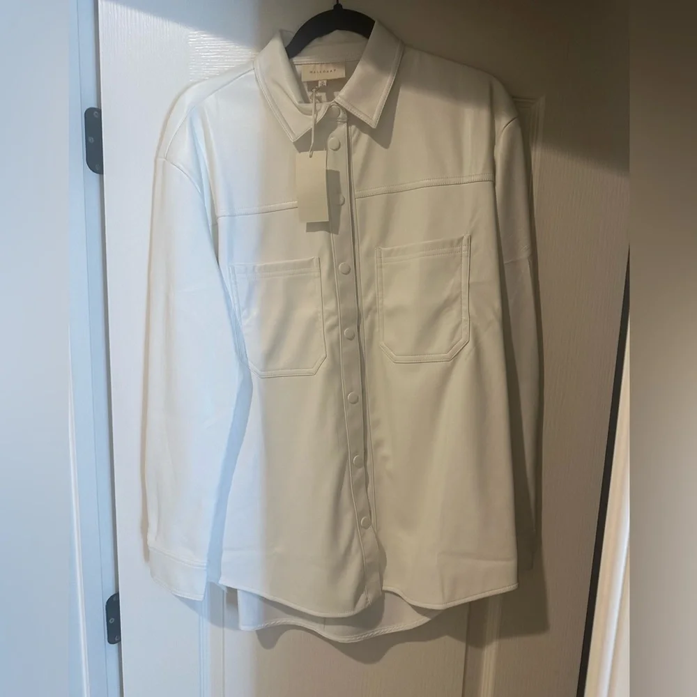 NWT Mellowday Faux Leather Shacket - Size M - Picture 3 of 6